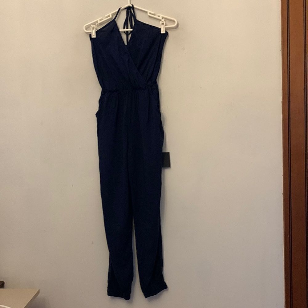 Lulu’s navy blue halter top elastic ankle jumpsuit Size S NWT